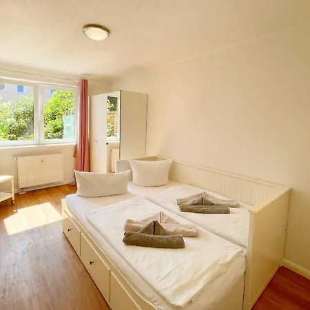 Coelpinstrasse 7 1 Solex Апартаменты *